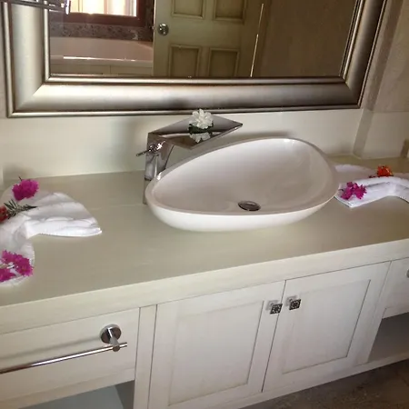 Temenos Luxury & - Boutique Class Hotel 4*
