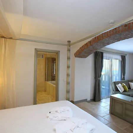 Hotel Temenos Luxury & - Boutique Class